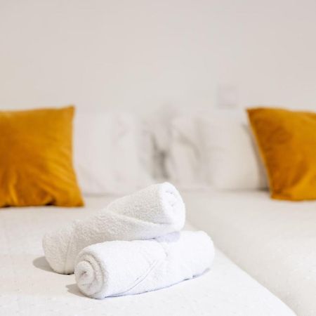 Los Apartamentos Jacinto Benavente Centro Madrid Eksteriør bilde