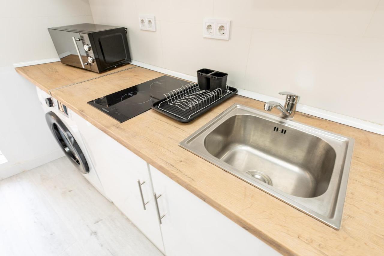 Los Apartamentos Jacinto Benavente Centro Madrid Eksteriør bilde