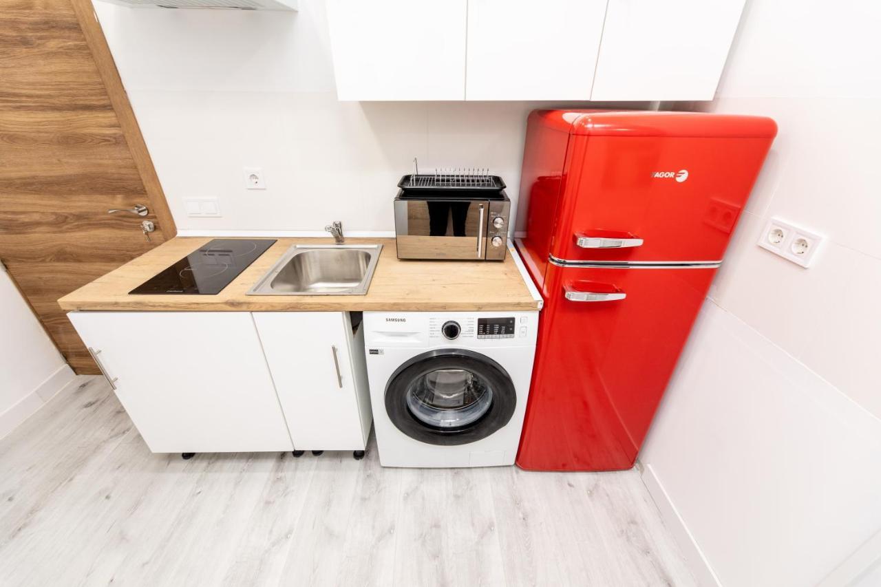 Los Apartamentos Jacinto Benavente Centro Madrid Eksteriør bilde