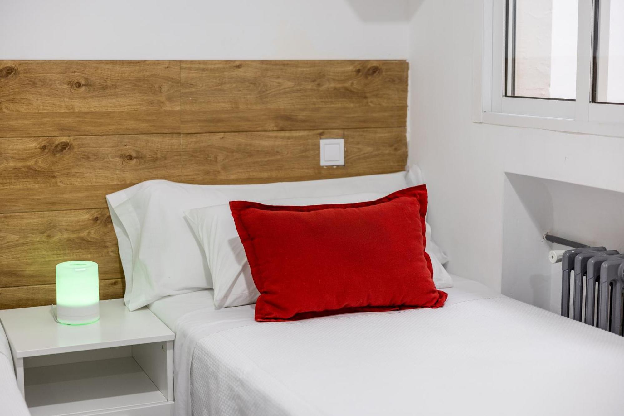 Los Apartamentos Jacinto Benavente Centro Madrid Eksteriør bilde