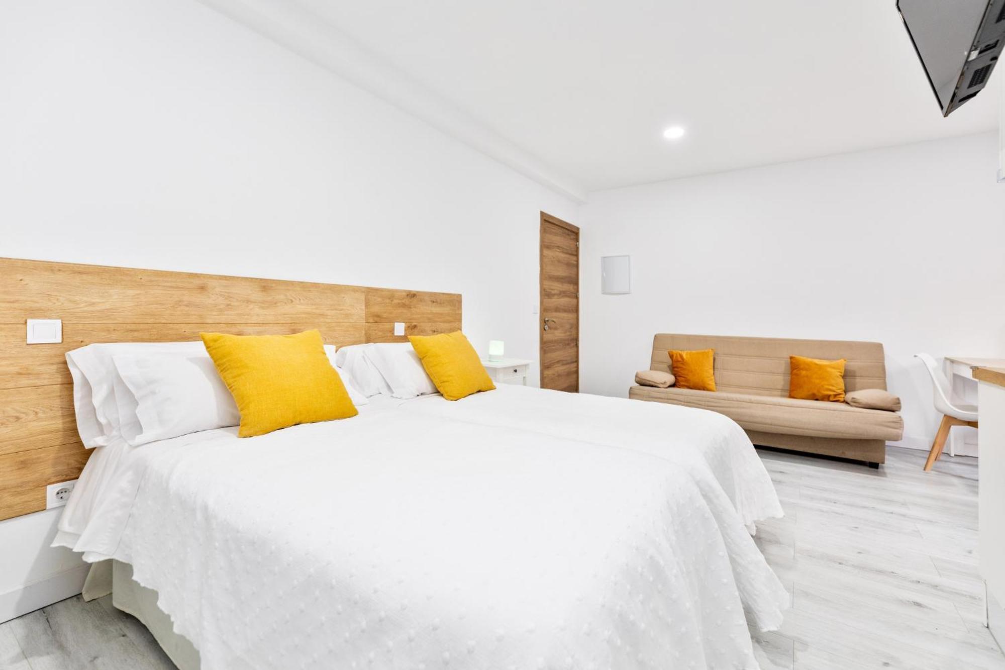 Los Apartamentos Jacinto Benavente Centro Madrid Eksteriør bilde